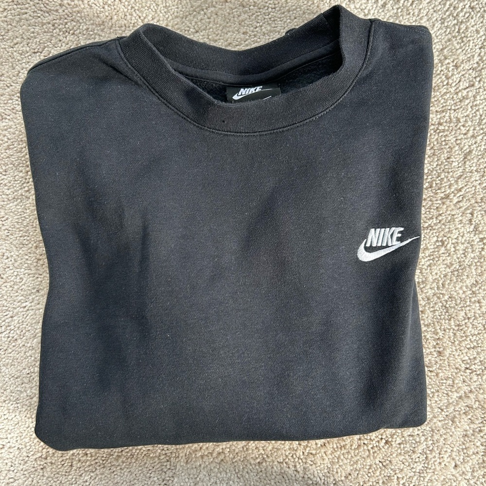 Men’s Nike sweater